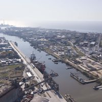 Actividad hidrocarburífera: Martínez acordó trabajar en conjunto con el Puerto de Dock Sud