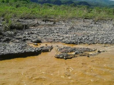 Piden a Sheinbaum atender a la población afectada por derrame en el Río Sonora