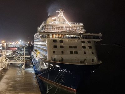 Pánico en un crucero al quedar atrapado en medio de una tormenta en altamar durante 15 horas