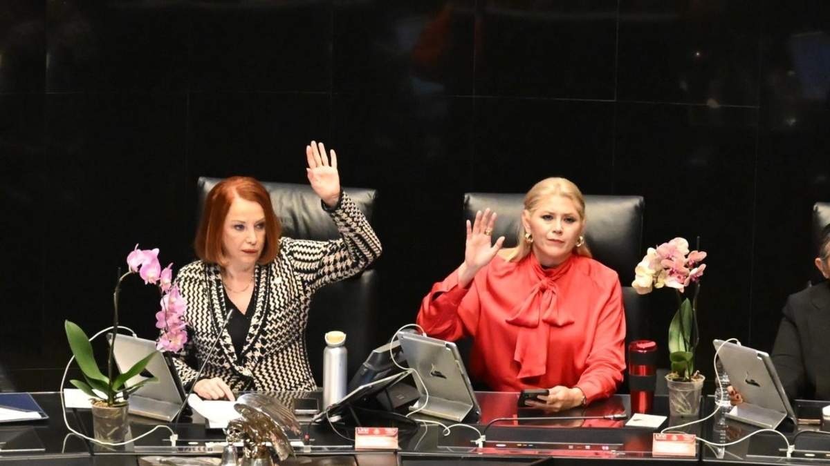 La Mesa Directiva del Senado durante la sesión de este miércoles 12
