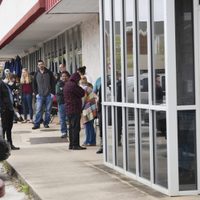 Ingresan otras 881 mil personas a las filas del desempleo en Estados Unidos
