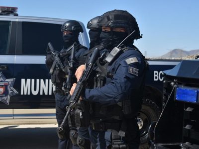 Detienen en Tijuana a cuatro integrantes del CJNG con restos humanos