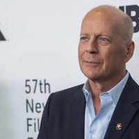 La esposa de Bruce Willis comparte nuevas fotos del reencuentro familiar