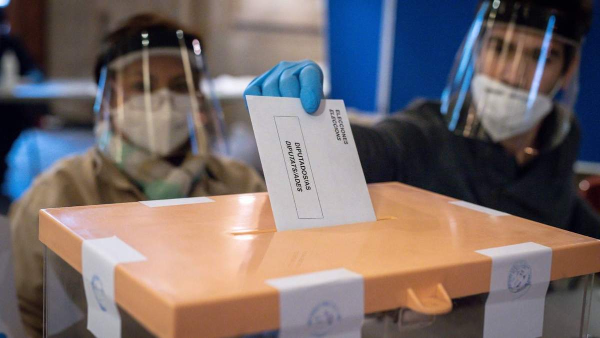 Elecciones primarias, abiertas, simultáneas y obligatorias. Fuente: (Twitter)
