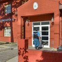 La policía demoró a un hombre que cumplía prisión domiciliaria y salió a robar