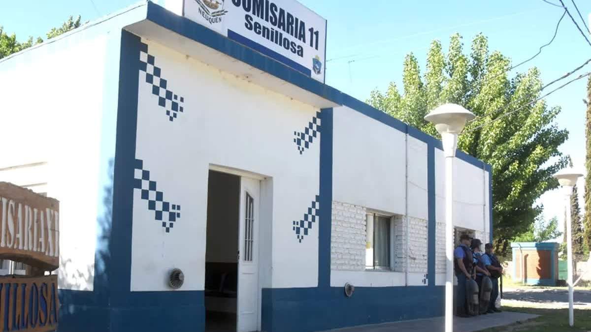La Comisaría de Senillosa continua con la búsqueda de los ladrones. Fuente: (Twitter)