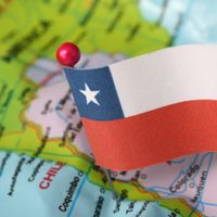 Buenas noticias para Chile: el laboratorio chino Sinovac instalará dos fábricas en el país
