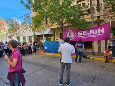 No hay acuerdo y los judiciales siguen con las medidas de fuerza