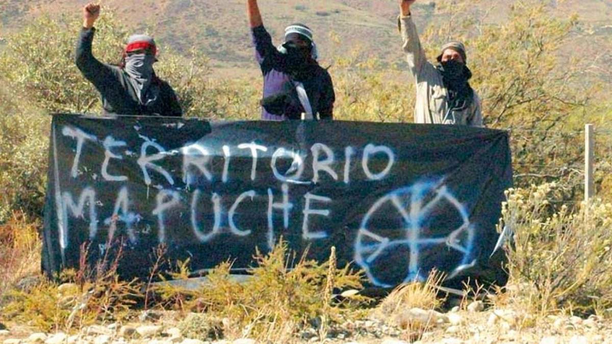 Comunidad Mapuche recibió 25 mil hectáreas de tierras en Mendoza. Fuente: (El Intransigente)