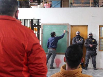 La Legislatura realiza entrevistas para conformar el comité contra la tortura en cárceles