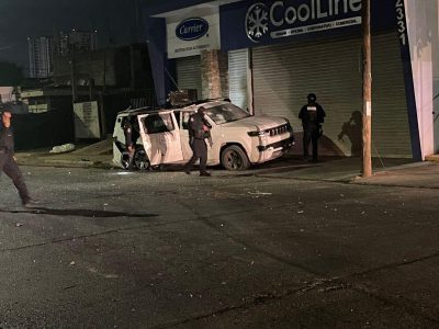 Siguen choques armados en Culiacán y ataques contra policías