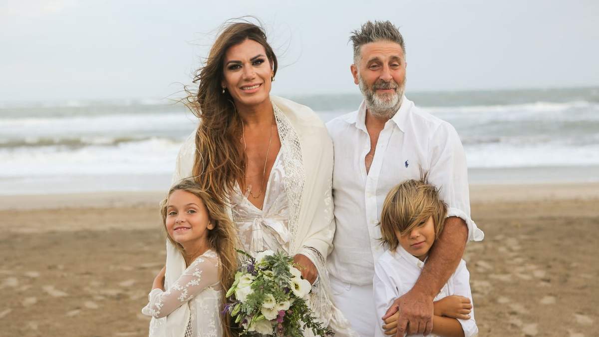 Flor de la V y su familia. Fuente: (Instagram)