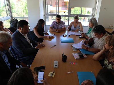 El Gobierno anunció las fechas para llevar adelante las paritarias junto a los gremios
