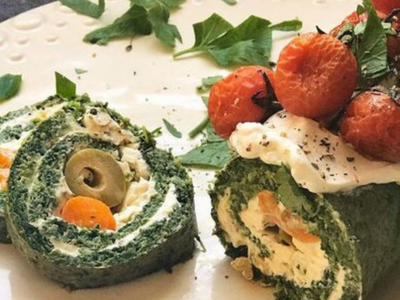 Arrollado de espinaca y queso sin harina: una receta rendidora y rica para almorzar o cenar