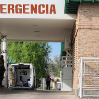 Un hombre recibió un disparo por la espalda y falleció en el hospital de Cutral Co