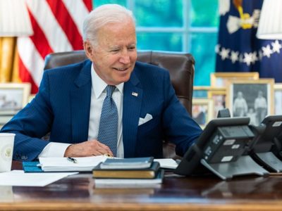 Biden destaca efectividad de píldora antiviral de Pfizer para contener efectos de covid-19