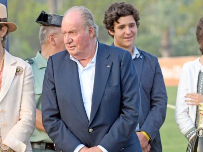 No cambia más: ahogó las penas y rompió el silencio sobre el Rey Juan Carlos