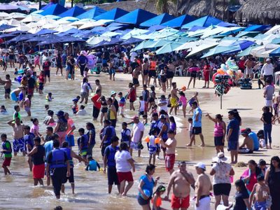 Turismo internacional en México aumentó 10.1% en marzo de 2025
