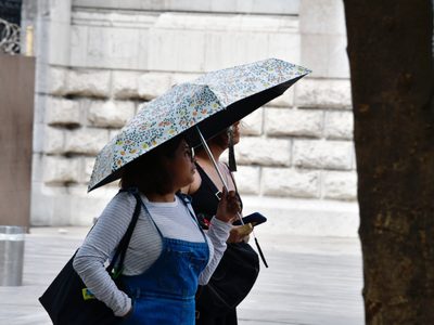 Registro Civil de NL reporta 850 muertes por golpes de calor; el gobierno lo desmiente