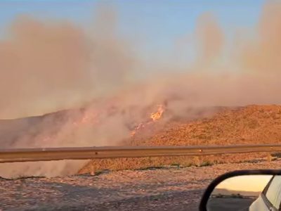 Cerraron un tramo de la ruta 40 por un incendio descontrolado