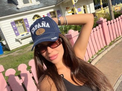 Toda la onda: la sugestiva trikini con la que Charlotte Caniggia se adelantó al verano