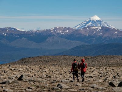 La confederación mapuche señaló que van a cambiar las condiciones para visitar el volcán Lanín