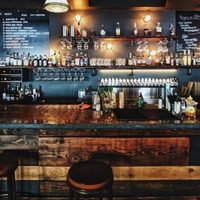 Las grandes cerveceras ayudan a los bares en la reapertura