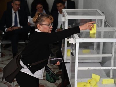 Sindicato del Poder Judicial de la CDMX celebra elecciones opacas para reelegir a su líder