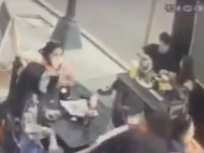 Apuñalan a un hombre mientras comía en un restaurante en la Benito Juárez (Video)