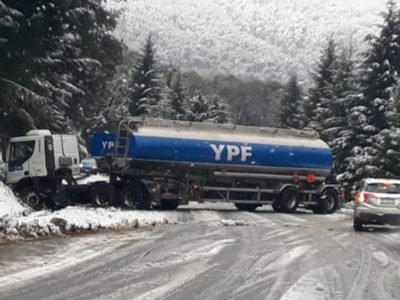 Por la nevada hubo más siniestros viales en Villa La Angostura