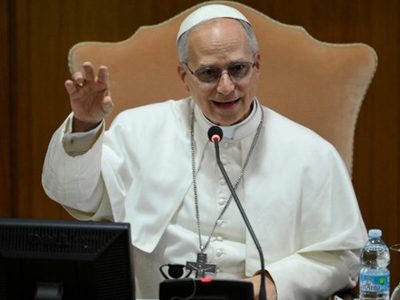 El papa León XIV pidió rechazar las guerras
