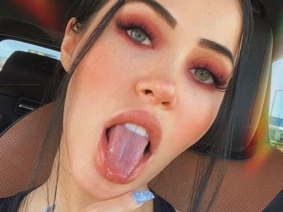 "¡Atrevida!" Solo Claudia Alende eleva la temperatura con ésto ¡Diminuto y muy pegado!
