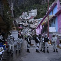 Con la demolición de 11 viviendas concluye fase de mitigación de riesgo en el Chiquihuite