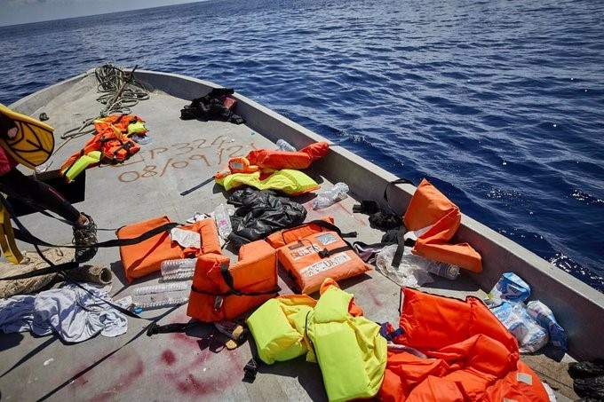 Naufragio barco migrantes Italia