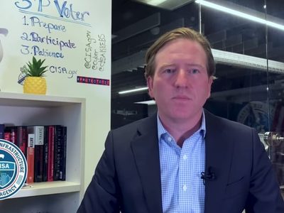 Trump despide a director de Ciberseguridad que negó que haya fraude electoral
