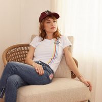 "Derroche de onda": Dolores Fonzi y un particular estilo que encantó a sus seguidores