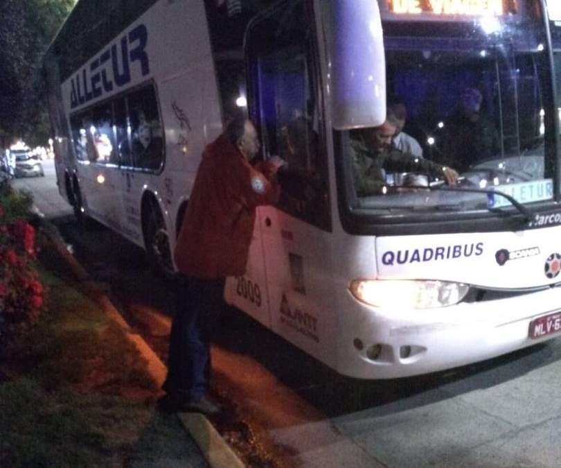 El micro que llegó a La Angostura