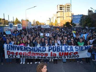 En Neuquén habrá marcha este jueves por la Ley de Financiamiento y mejoras salariales docentes
