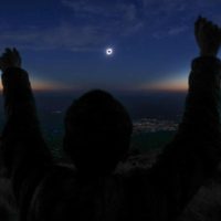 En vísperas del eclipse total, en Río Negro esperan miles de personas de todo el mundo
