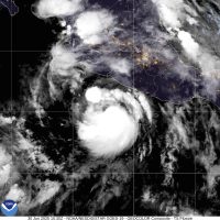 Flossie se fortalece a huracán categoría 1; esta es su trayectoria
