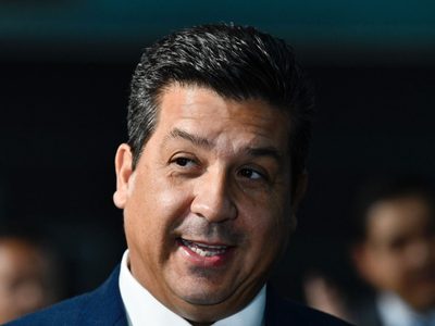 García Cabeza de Vaca insiste en candidatura, pero el INE lo batea de nuevo