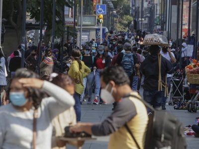 Pandemia deja ya más de 250 millones de casos en el mundo: Universidad Johns Hopkins