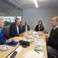 Figueroa: "Me llama la atención que gente de la política sea designada en la planta permanente"