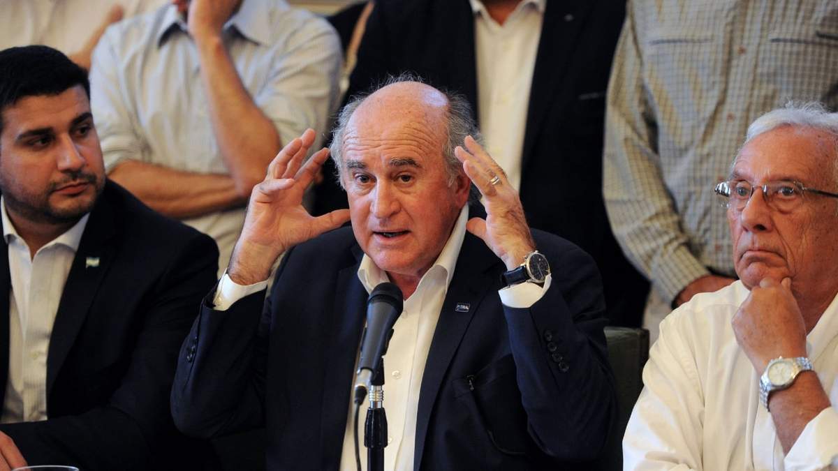 Oscar Parrilli, senador nacional del Frente de Todos. Fuente: (Twitter)