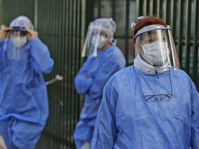 Aumentaron los casos de coronavirus con respecto al martes, pero descendieron los fallecimientos