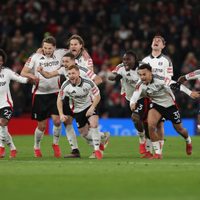 El Fulham eliminó al Manchester United de la FA Cup; Raúl Jiménez anotó en ronda de penaltis (Video)