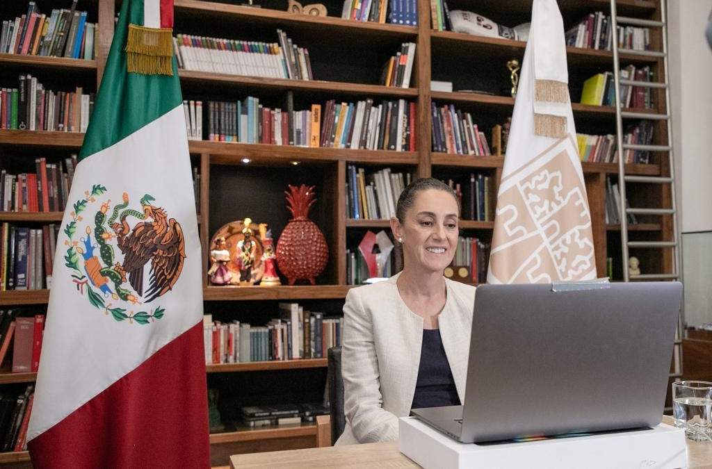 La jefa de gobierno en su participación en la Expansión Summit