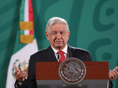 AMLO ignora si EU interrogará a Bartlett por asesinato de Camarena; critica a Proceso por revelarlo