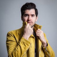 "¡Uno encima del otro!" Germán Garmendia y su novia lo hacen en público ¡Más respeto por favor!