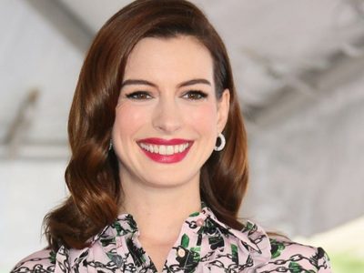¡No puede ser real! Anne Hathaway es irreconocible sin maquillaje ¿Te atreves a verla así?